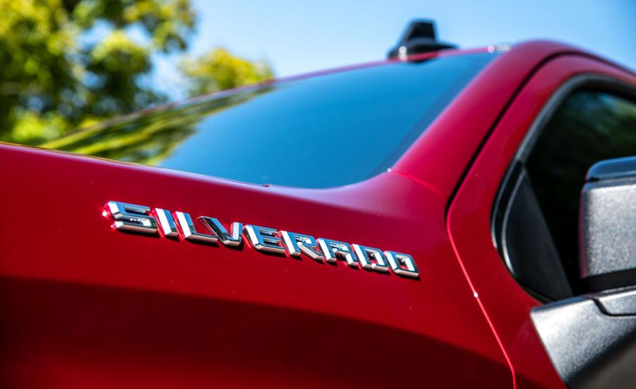 Детали экстерьера Chevrolet Silverado RST Crew Cab 2018 года  (фото 24 из 30)
